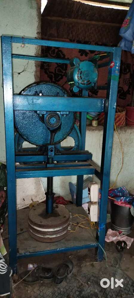 Semi automatic Khali Dona machine