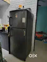 Double door fridge Good condition