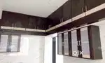 फलेट ओफिस शोरूम में फर्नीचर कलर्स पीओपी ऐंड ओल वकॅ बना देंगे