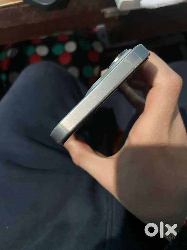 iPhone 15 pro 256 gb 99% bh best condition u can ever find