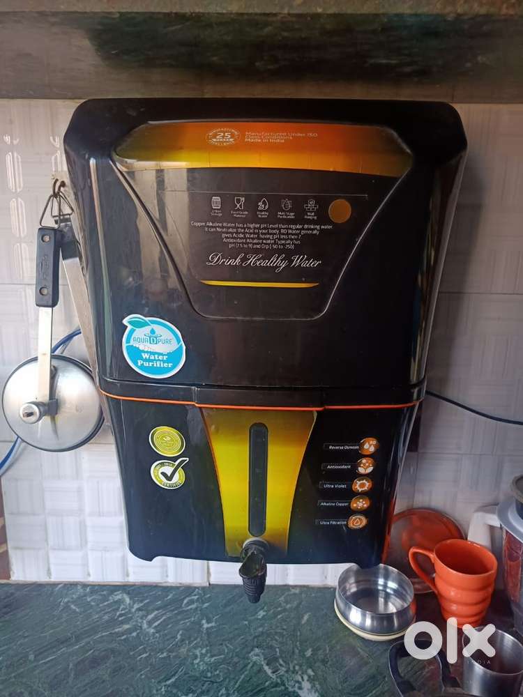Water filter 1 year old fully working in good condition