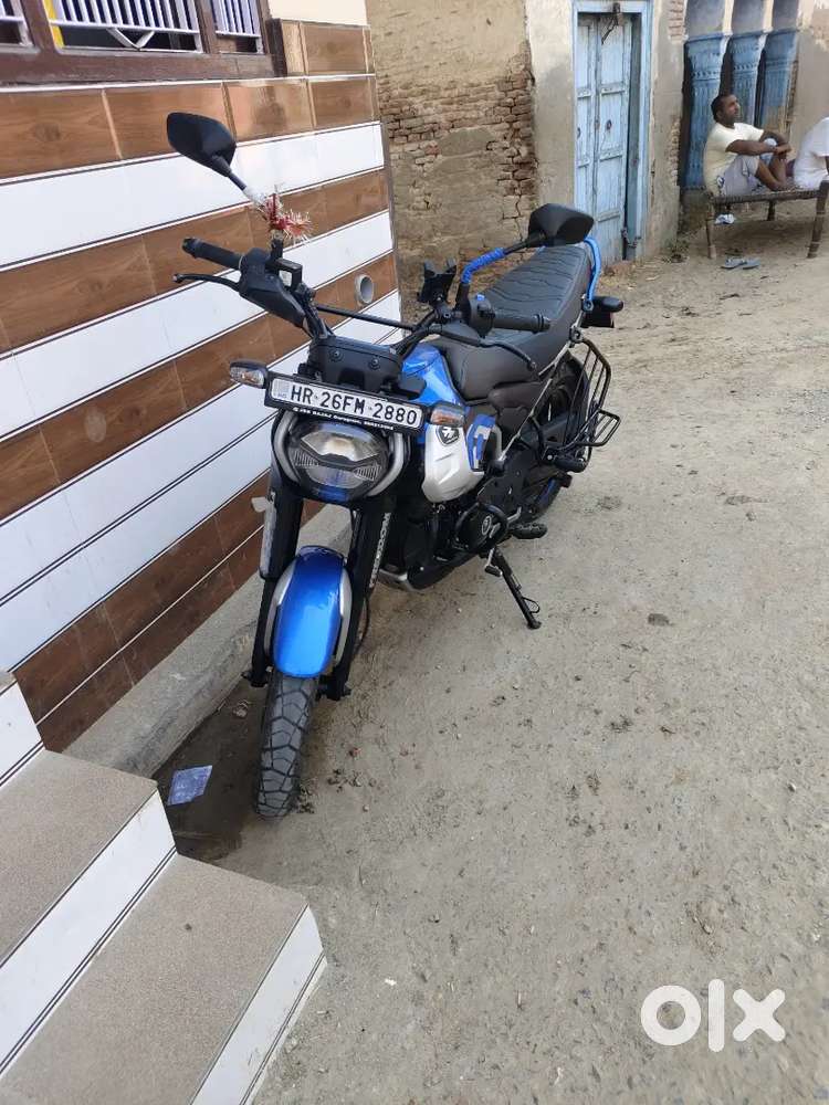 Top Modal new condition urgent sales