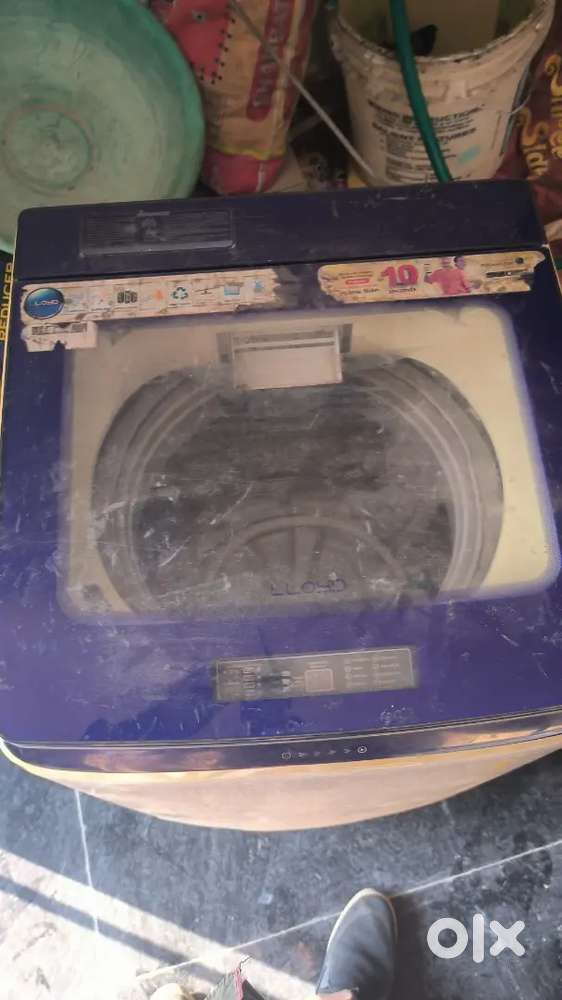 LLOYD WASHING MACHINE fully automatic