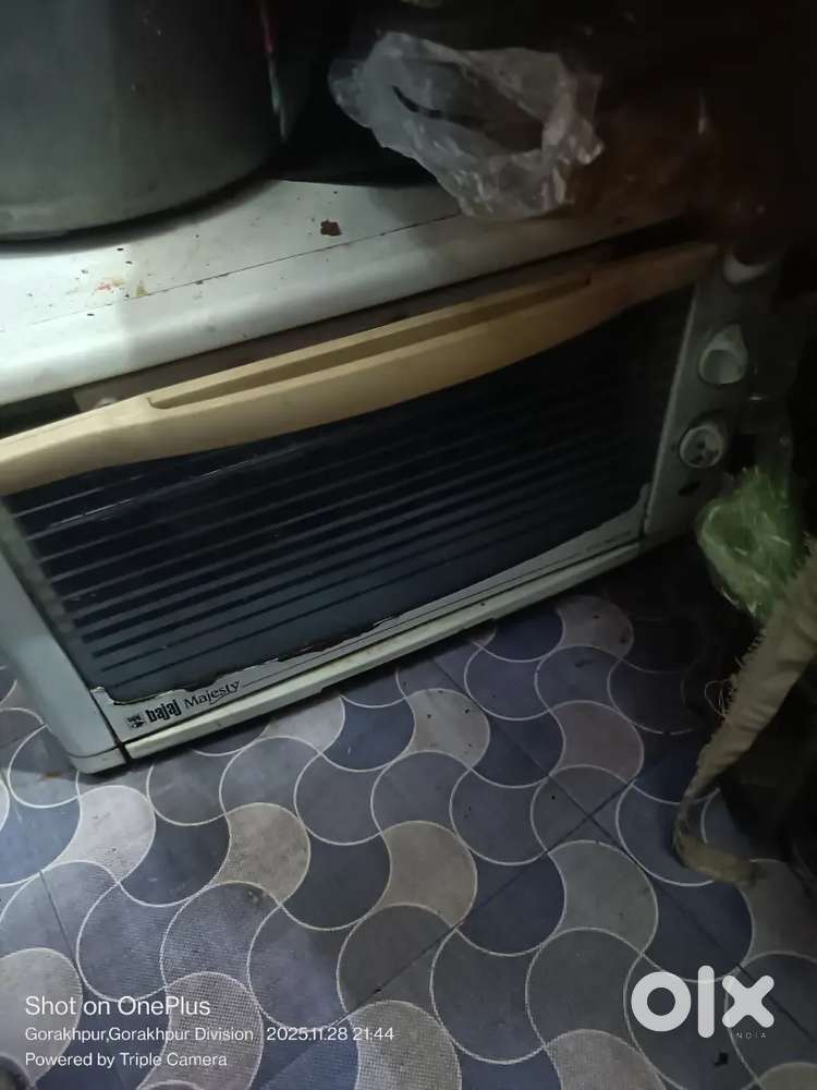 Bajaj oven bus heating let se ho rahi hai aur sar condition badhiya ha