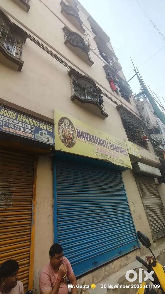 200 Square Feet On Road Shop Price On Table Negotiable