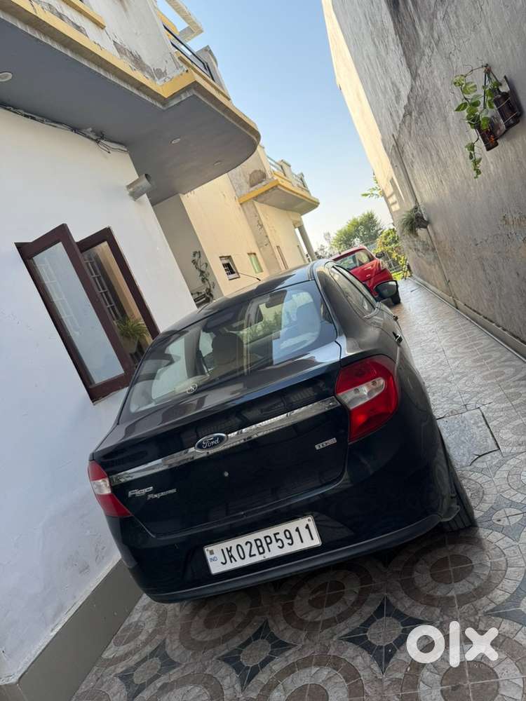 Ford Aspire 2016 with VIP no.