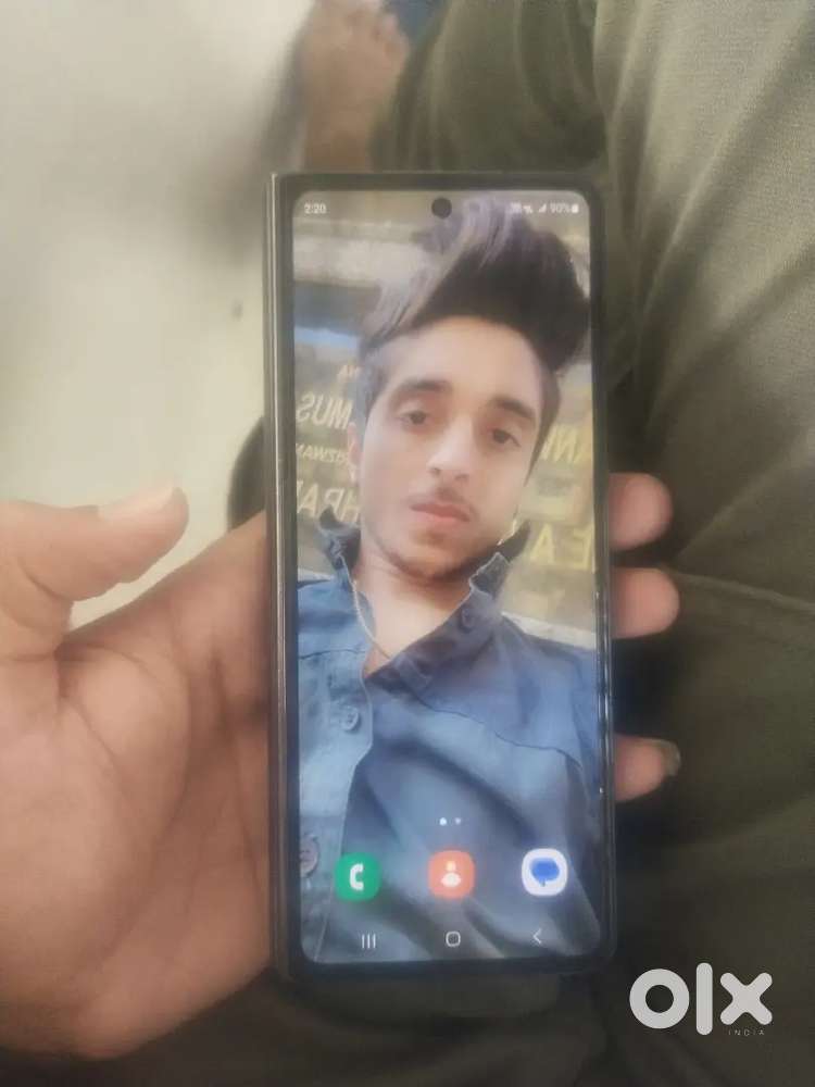 I went sell my fold 4 good condition no any dent and scretches