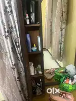 Dressing mirror with storage