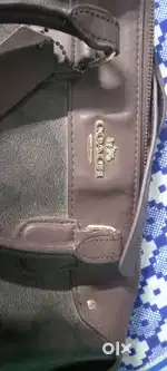 COACH SLING BAG