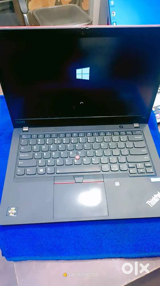 ThinkPad Lenovo-AMD RYZEN 5pro 8/256 fast processor graphics card