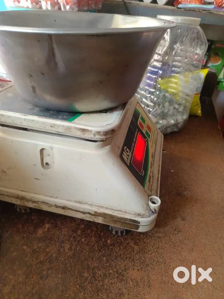 Weighing machine available for sale in good condition for shop