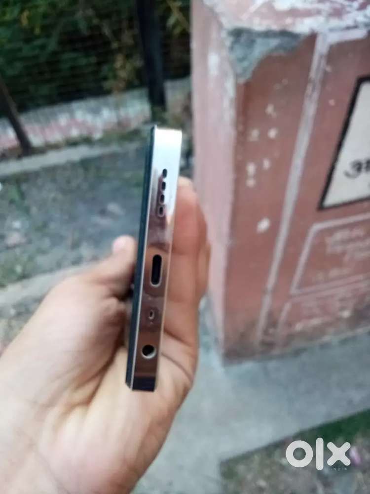 Realme 11 5g 8/256gb for sale