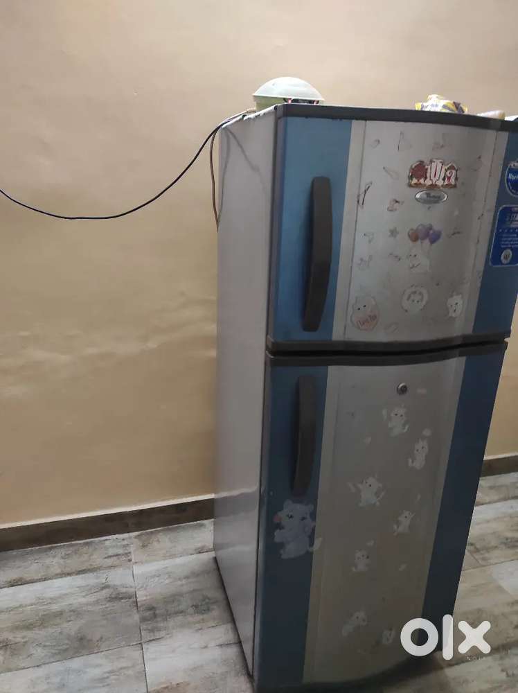 WHIRPOOL DOUBLE DOOR FRIDGE