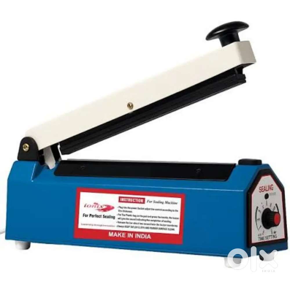 Male staff for packing and loading