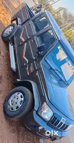 Mahindra Camper Gold