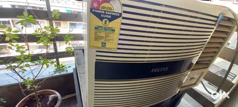 Voltas window AC