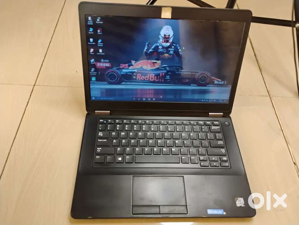 Dell latitude E5470 laptop with i5 6th gen 256gb SSD 8gb ram