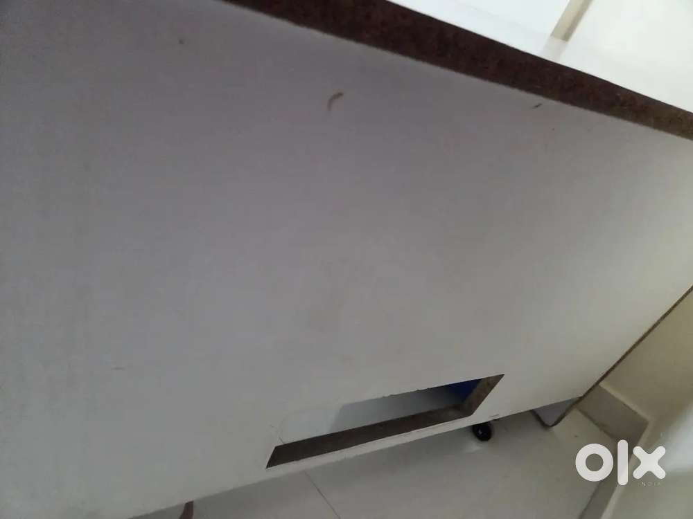 OFFICE TABLE