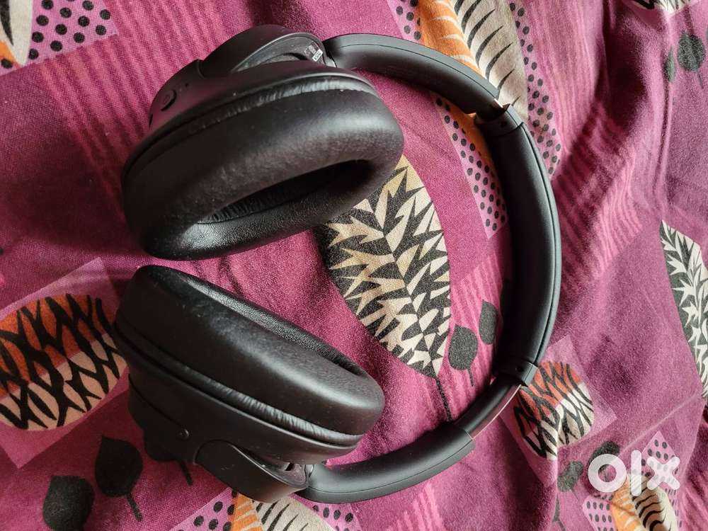 SONY WH-CH720N Active Noise Cancelling, 50 Hrs. Battery life, Multipoi