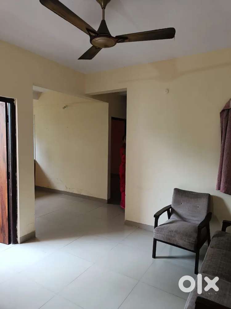 Semi-Furnished 2 BHK Flat For Rent on Jalna Road, Fattepur