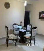 4 seater dining table