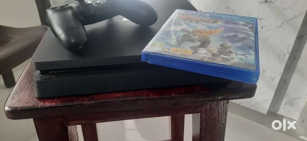 Ps4 slim 1TB CD jailbrake 11.50