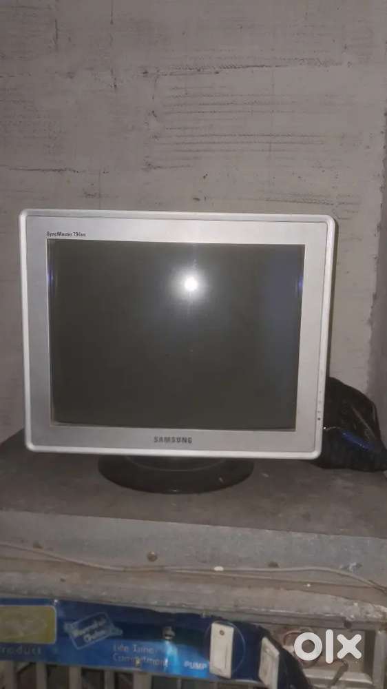 Monitor sale graphics card  ram pc 5 to 6 part available
