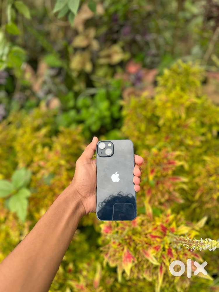 Iphone 13 , Only 4 months used fresh piece