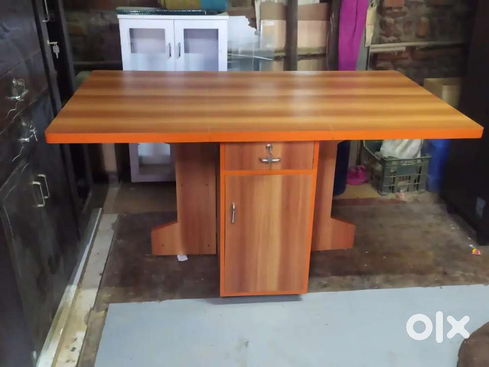 It's New manufacturing Dining table