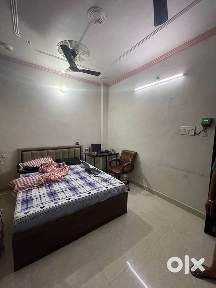Room for rent in lucknow location