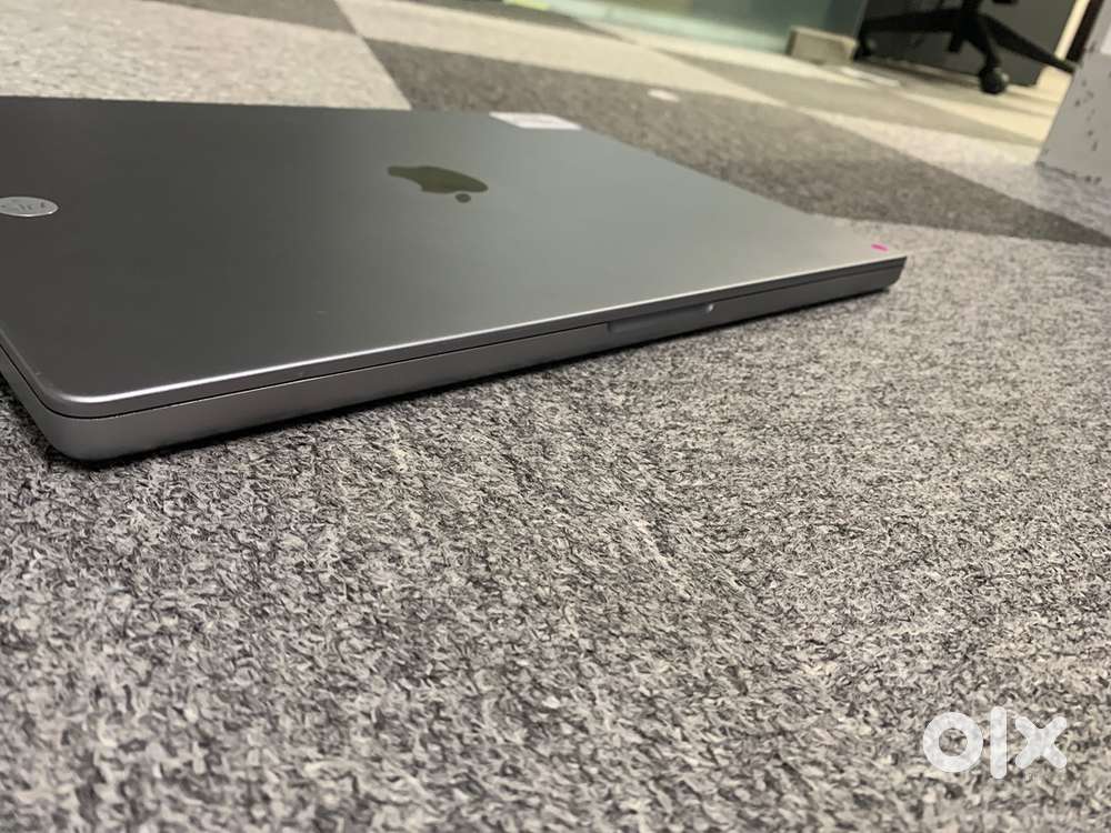 M1 pro Chip/16inch/A2485/16GB RAM/1TB SSD/6 months replacement/Bill