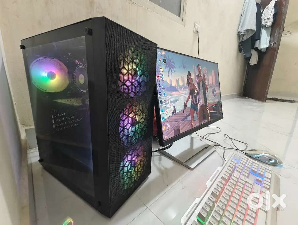 Gaming pc (mint condition)