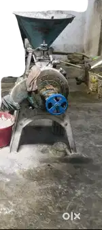 Flour mill machine