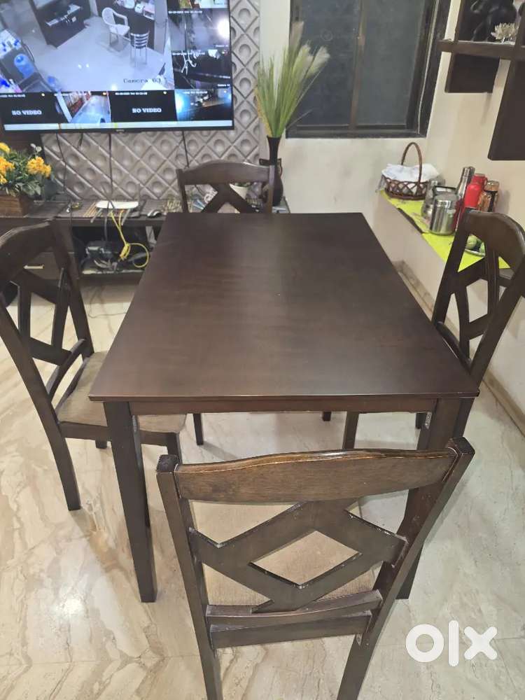 Malaysian wood 4seater dining table