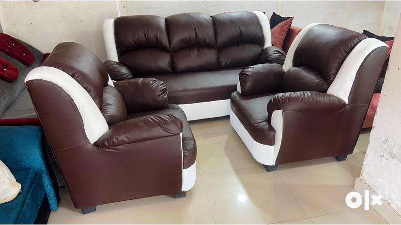 Sale.. factory out let 100% original showroom sofa set