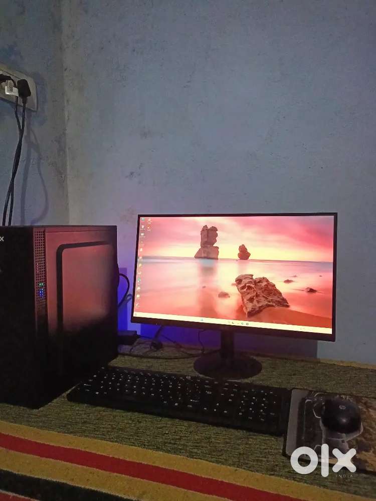 New computer 1 month use only