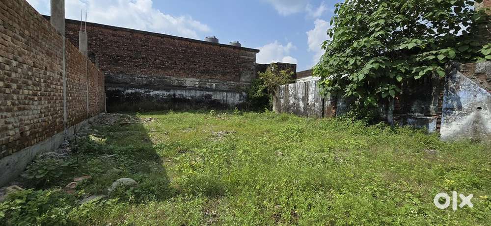 1800sqf land near main road and factory area