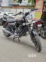 Selling all new bajaj avenger 220