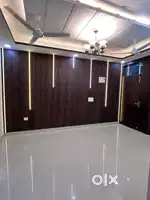 Ready to move 2 BHK builder floor in rajendra park Gurgaon