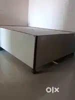 Diwan bed 3.5*6