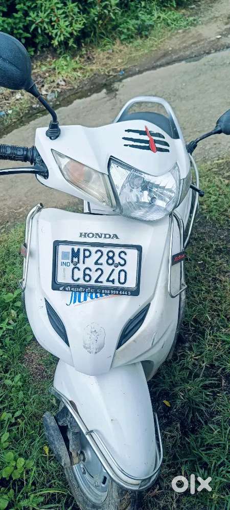 Very good condition kam chali Hui gadi 11906 km chali