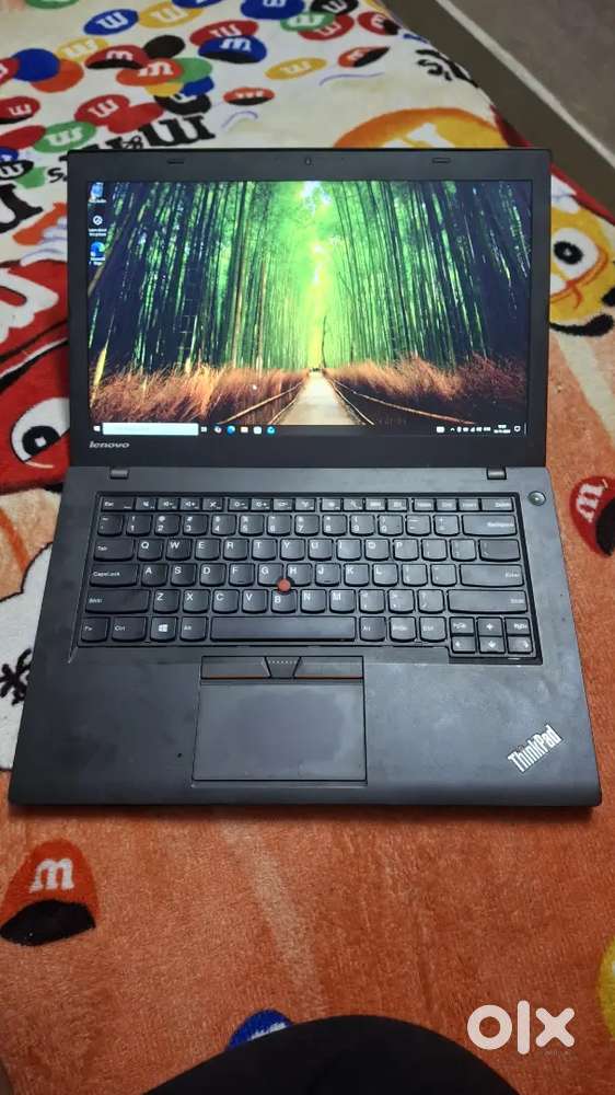 THINK PAD LENOVO LAPTOP