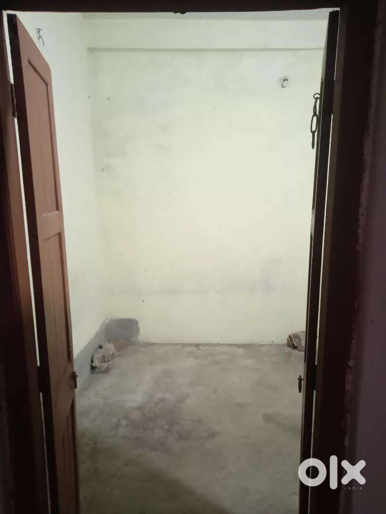 Rent for only bachelor's