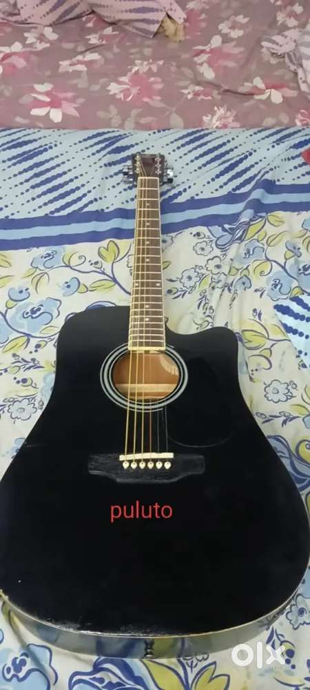 Guitar pluto