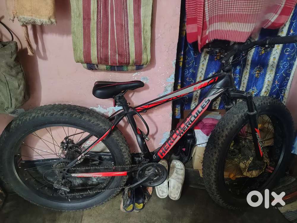 Hercules Fat Tier Cycle 2 year old only mint condition