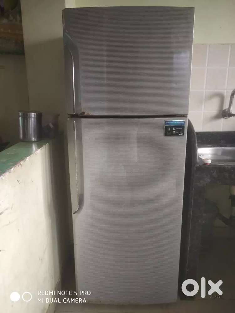 SAMSUNG DOUBLE DOOR FRIDGE & IFB TOP LOAD AUTOMATIC WASHING MACHINE