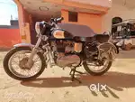 OLD MODEL ENGINE WITH RIGHT SIDE GEAR
