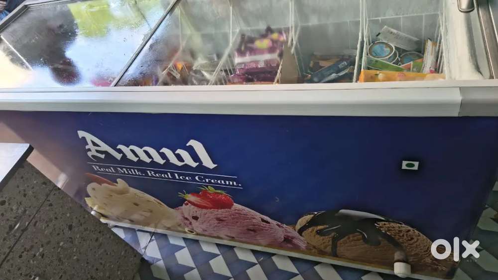 Ice cream freezer