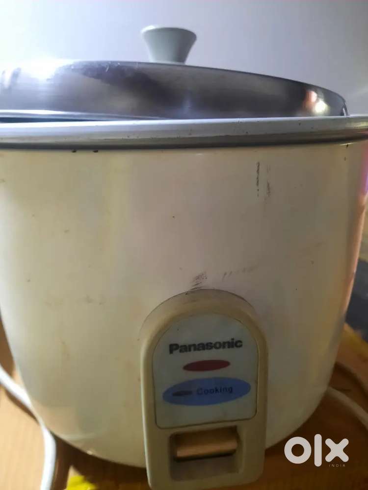 Kitchen appliances, & other items