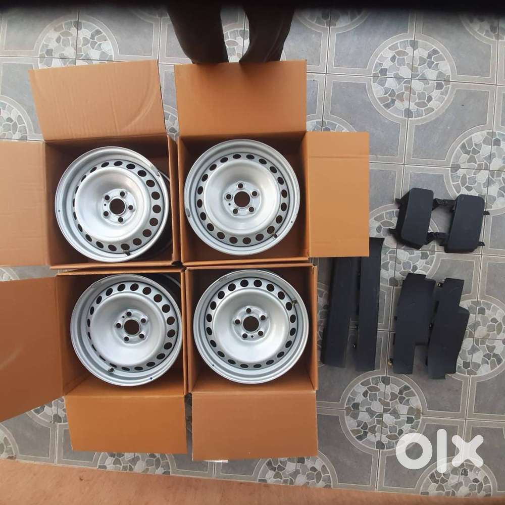 RIM 17 XUV700 ORIGINAL